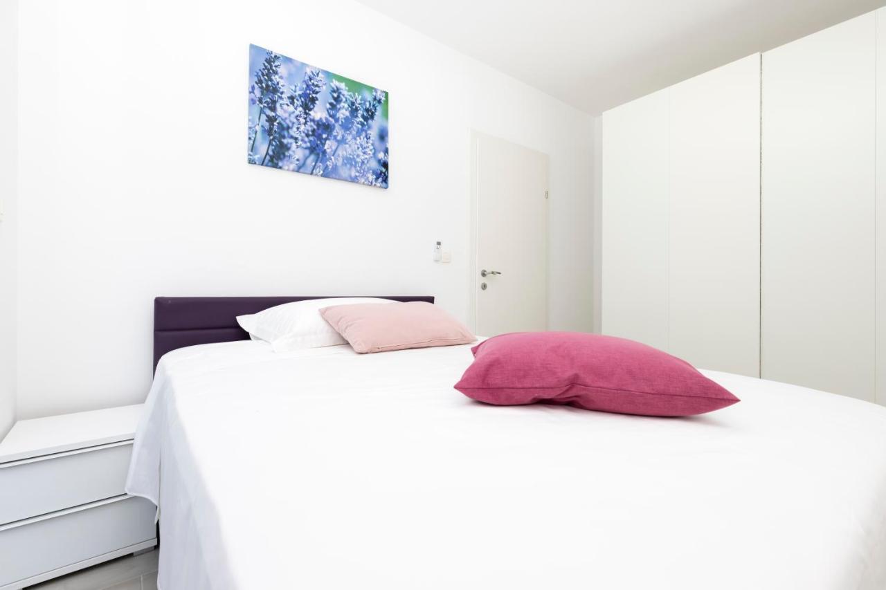 Apartments Olea มาลีโลชินจ์ ภายนอก รูปภาพ