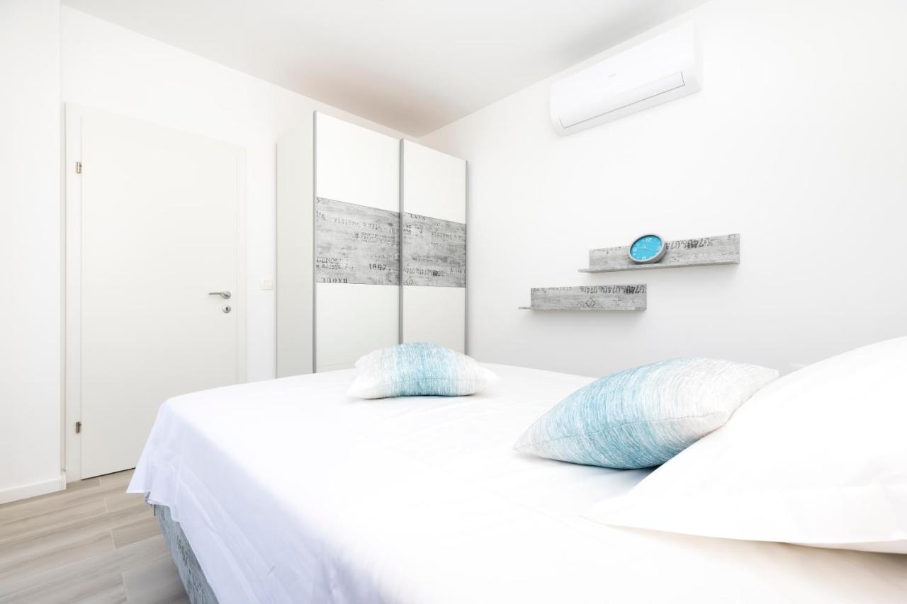 Apartments Olea มาลีโลชินจ์ ภายนอก รูปภาพ