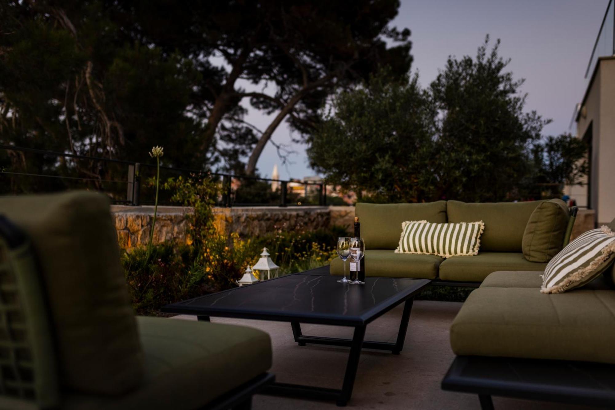 Apartments Olea มาลีโลชินจ์ ภายนอก รูปภาพ